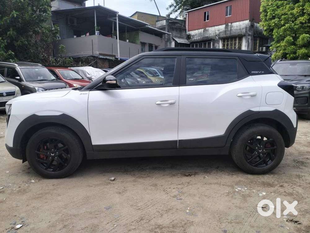 Mahindra Xuv 3xo Ax7l Petrol Mt, 2026, Petrol