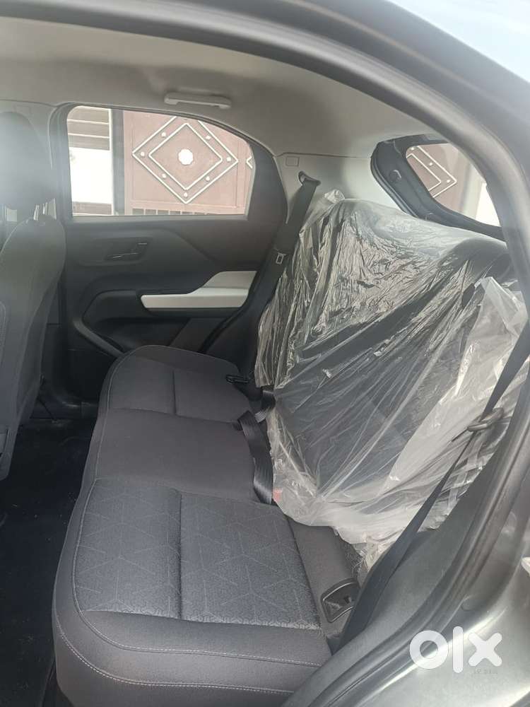 Tata Punch Petrol Mt 2024
