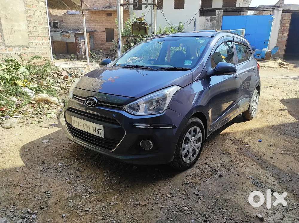 Hyundai Grand I10 2013 Diesel Well Maintained