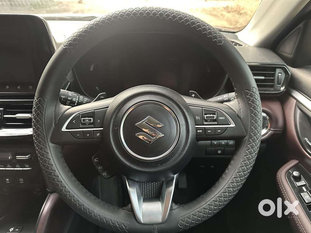 Maruti Suzuki Grand Vitara 1.5 Alpha Smart Hybrid At, 2025, Petrol