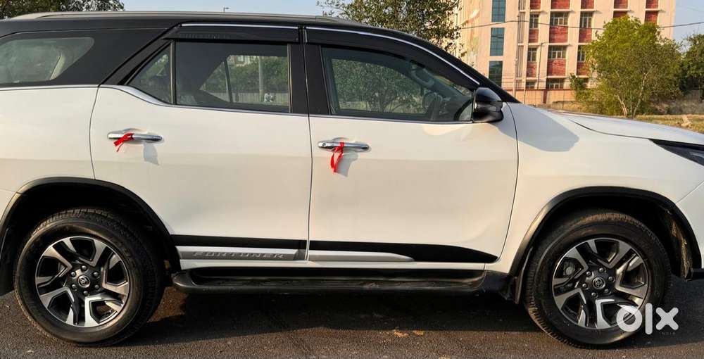 Toyota Fortuner Legender 4x2 At 2.8, 2023, Diesel