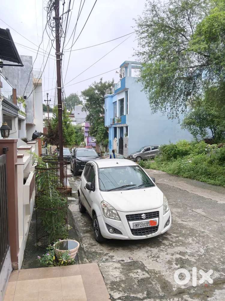 Ritz With Smooth And Puncy  Diesel Engine.