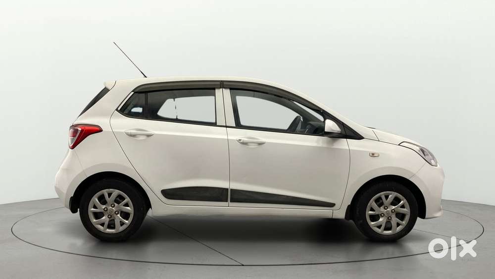 Hyundai Grand I10 Sportz 1.2 Kappa Vtvt, 2017, Petrol