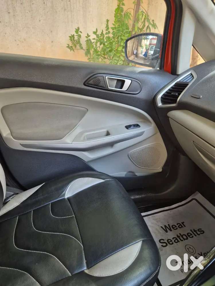 Ford Ecosport 2015 Petrol 82567 Km Driven