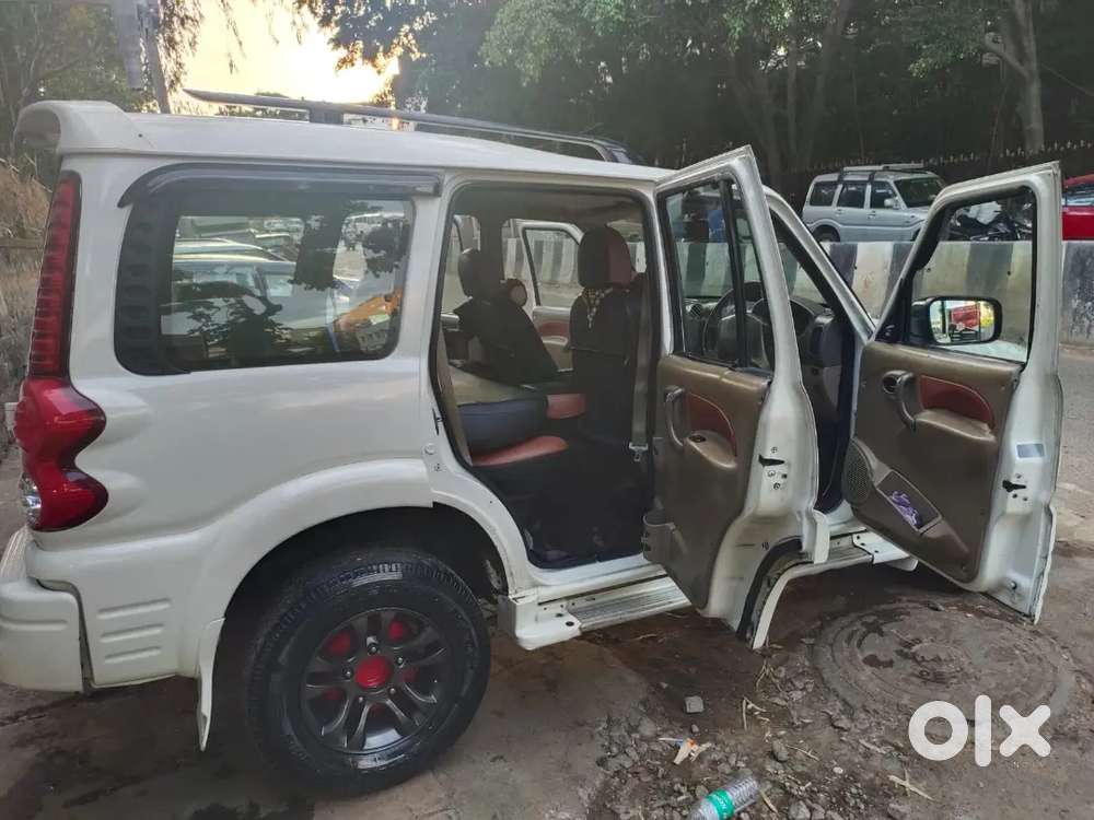 Mahindra Scorpio Classic 2007