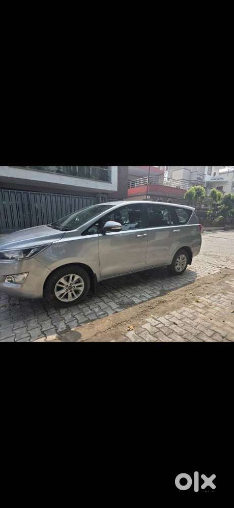 Toyota Innova Crysta 2.8 Gx At, 2017, Diesel