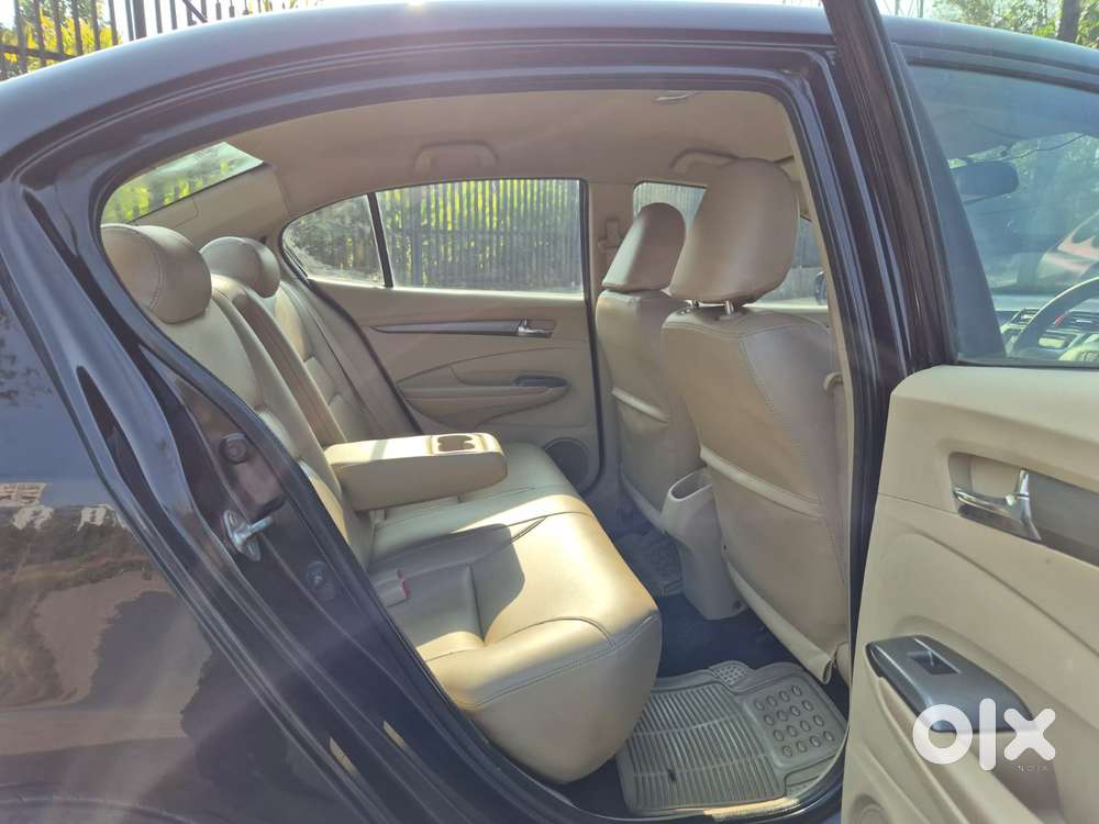 Honda City V At I-vtec, 2012, Petrol