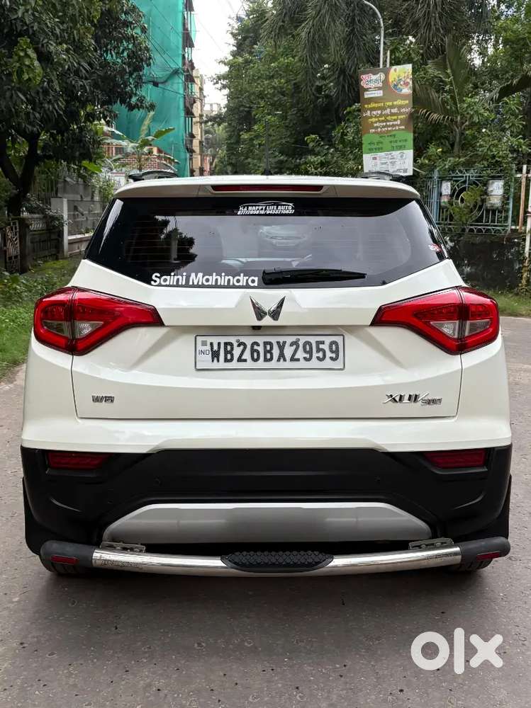 Mahindra Xuv300 W8(o) Diesel Bs-vi Car Of 2023