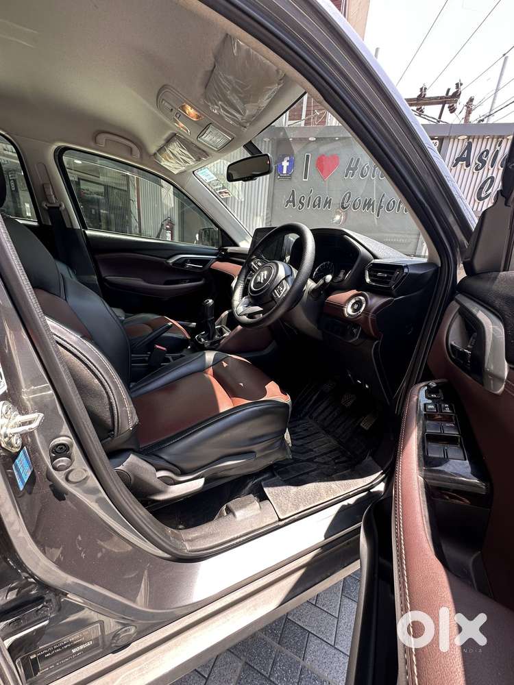 Maruti Suzuki Grand Vitara, 2023, Petrol