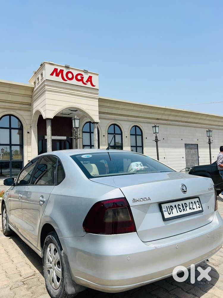 Skoda Rapid Petrol 2013