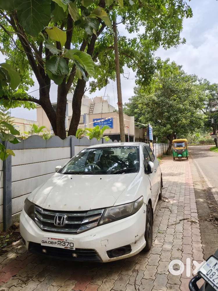 Honda City 1.5 V Petrol 2010