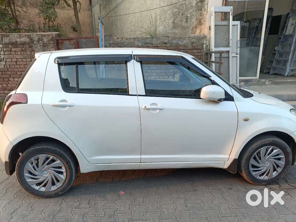 Maruti Suzuki Swift 2010