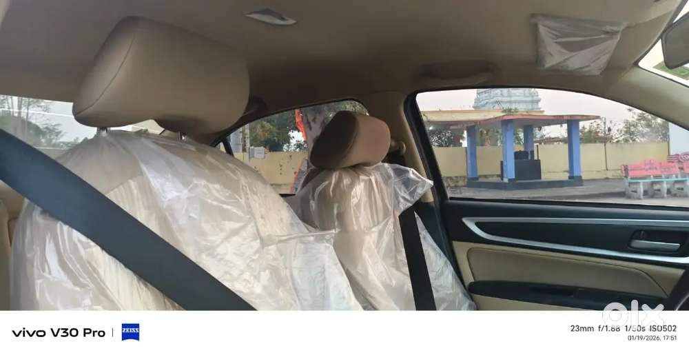 Honda Amaze 2024 Petrol 19000 Km Driven