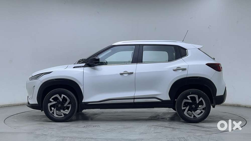 Nissan Magnite 1.0 Xv Premium Turbo Cvt, 2022, Petrol