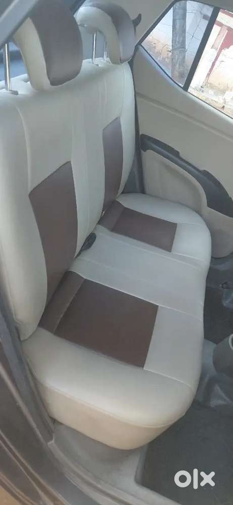 Hyundai I10 1.2 Sportz 2010
