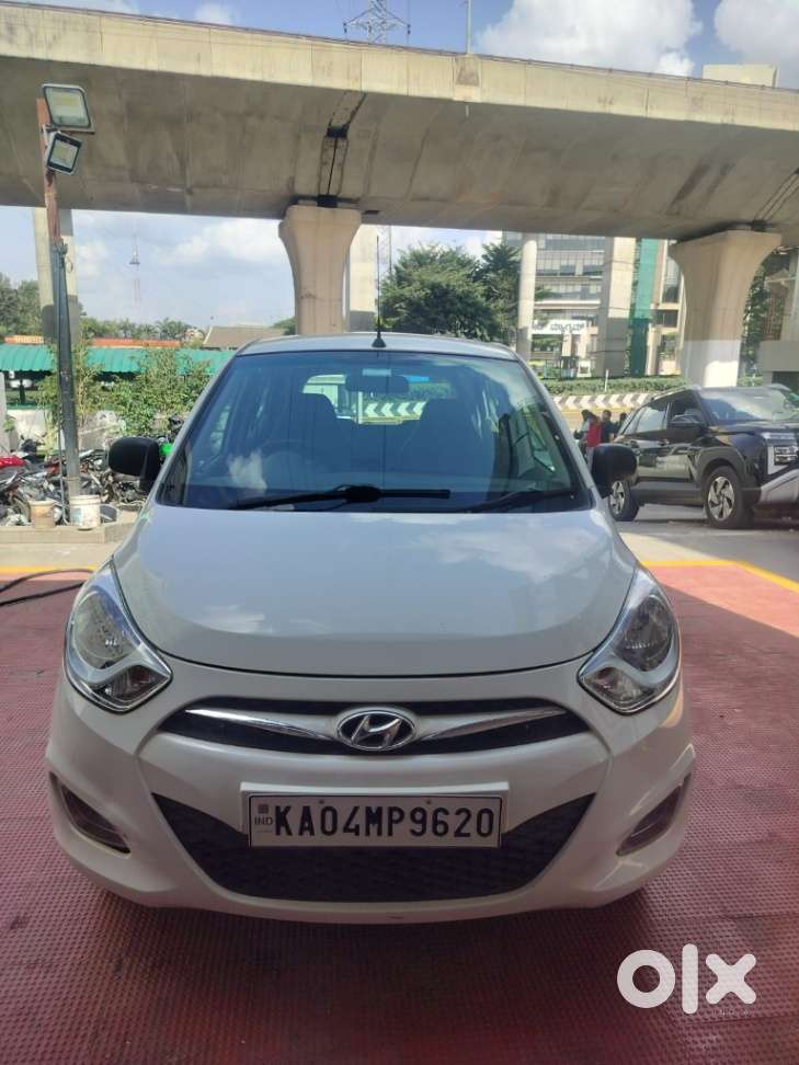 Hyundai I10 Magna O, 2015, Petrol