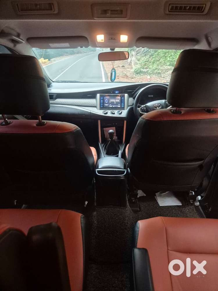 Toyota Innova Crysta 2.4 G Plus Mt 8s, 2018, Diesel