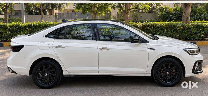Volkswagen Virtus Gt Plus 1.5 Dsg | 2024 | 1st Owner | Sunroof