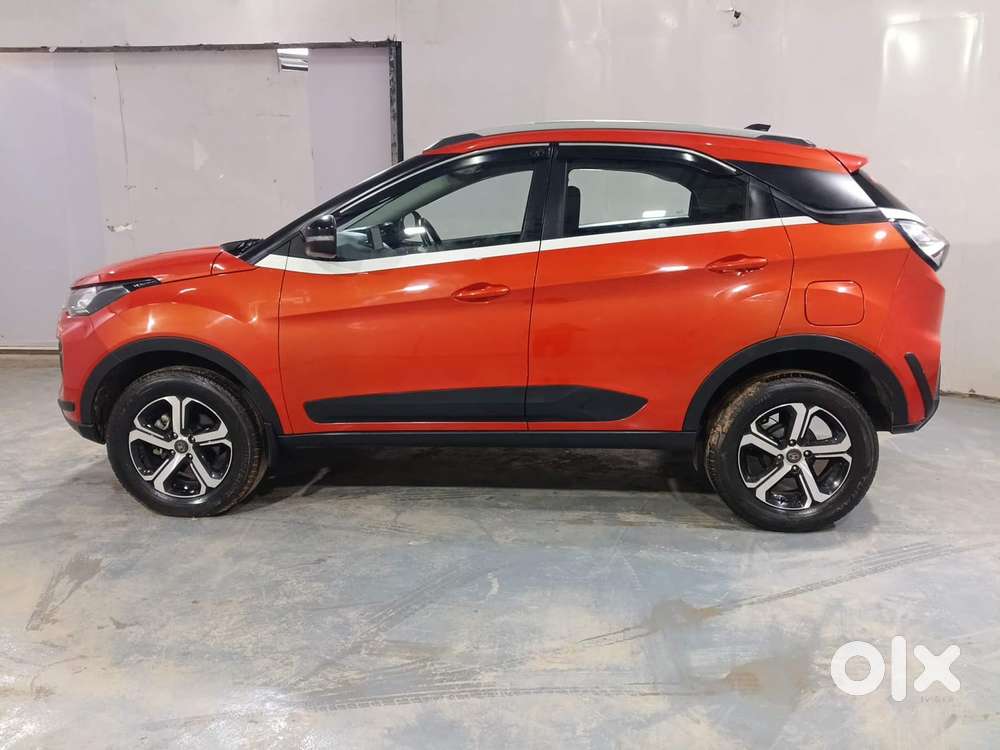 Tata Nexon 1.5 Revotorq Xza Plus S Amt, 2023, Petrol