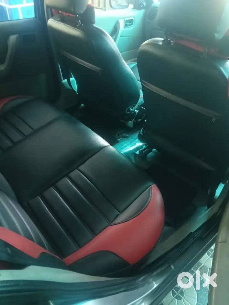 Ford Ikon Flair 2004