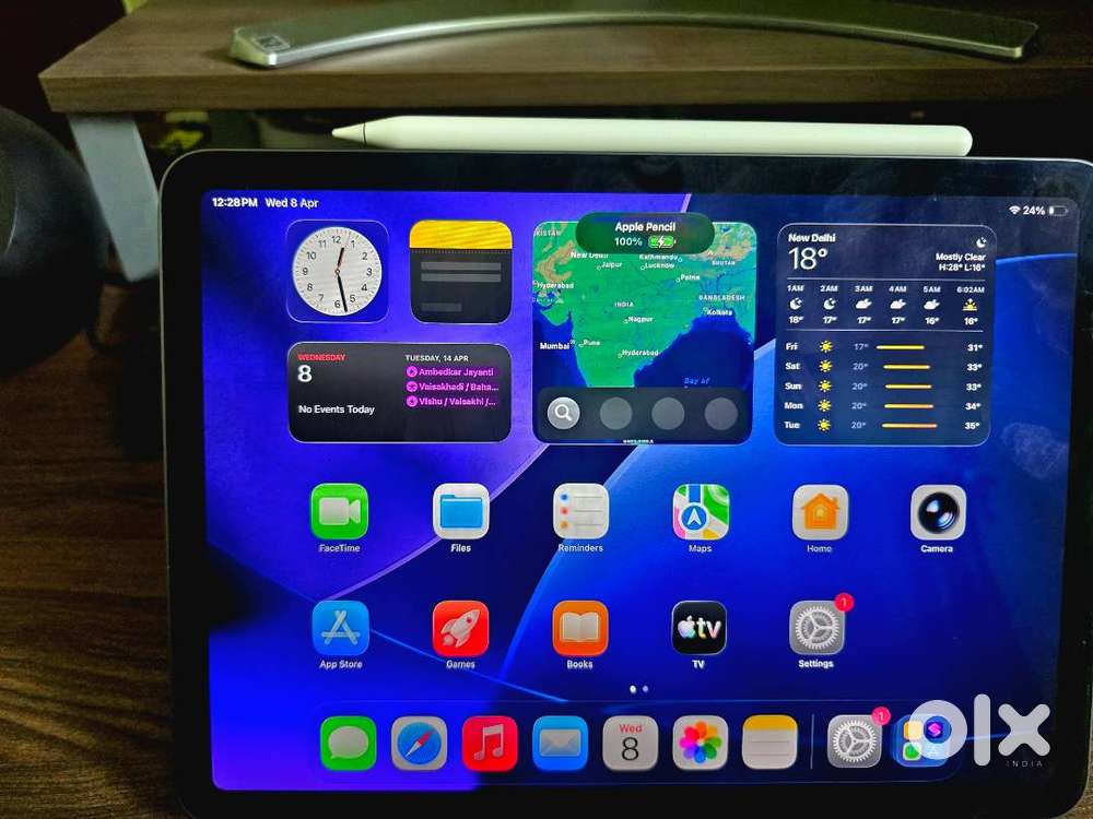 iPad Air 4 (64GB, WiFi, space grey) AND Apple Pencil 2nd gen combo