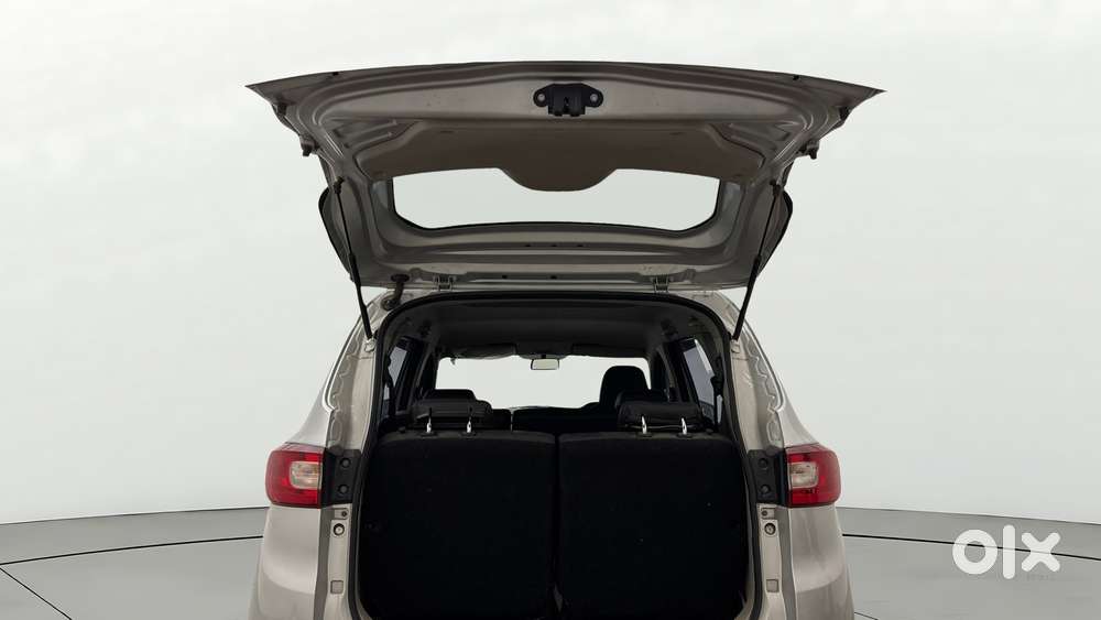 Renault Triber Rxl, 2022, Petrol