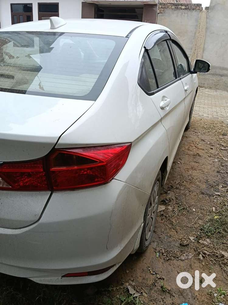 Honda City 2016 Diesel Well Maintained
