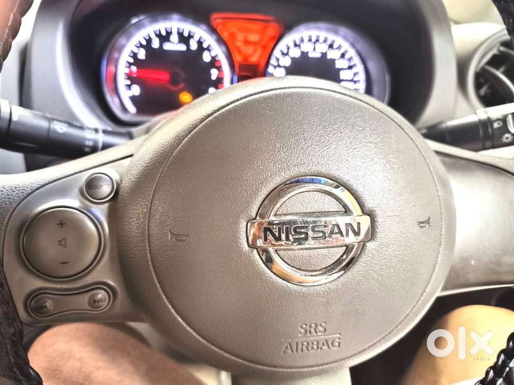 Nissan Sunny 1.5 Petrol Xv 2014