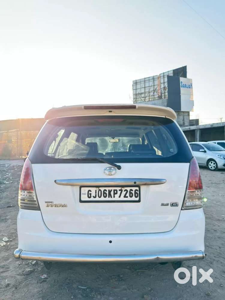 Toyota Innova, 2009, Petrol