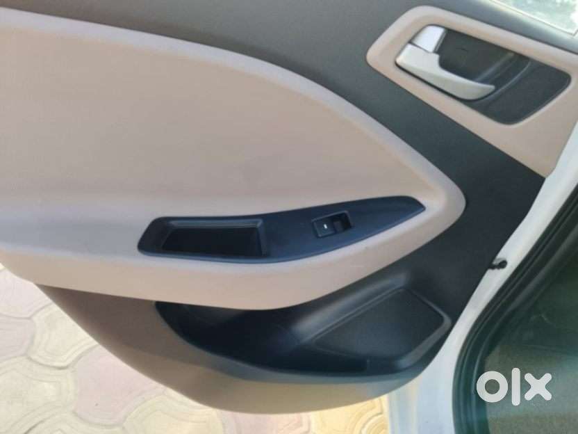Hyundai I20 Sportz 1.2 Vtvt, 2020, Petrol