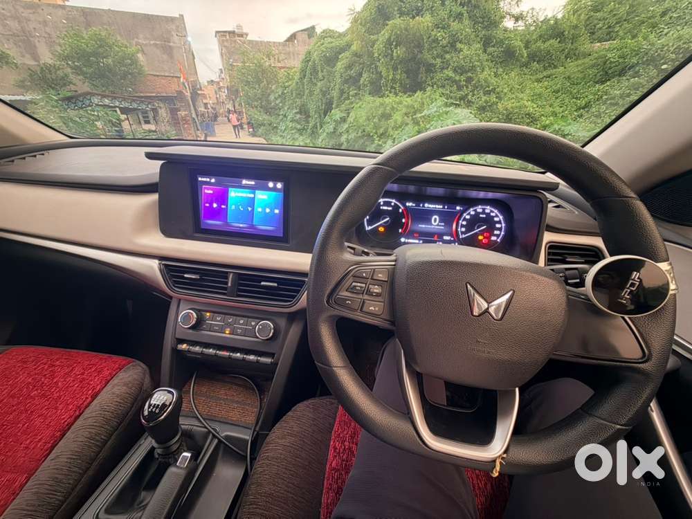 Mahindra Xuv700 7str 2024 Diesel 15500 Km Driven