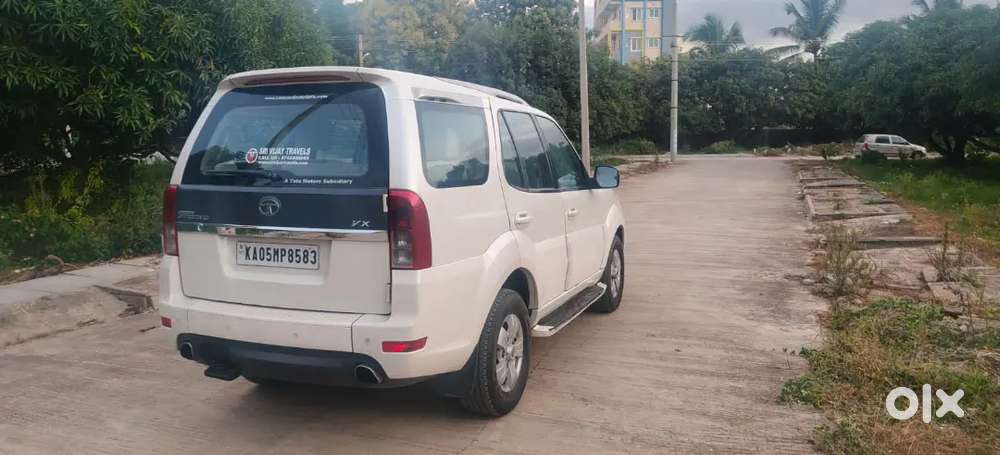 Tata Safari Storme 2014