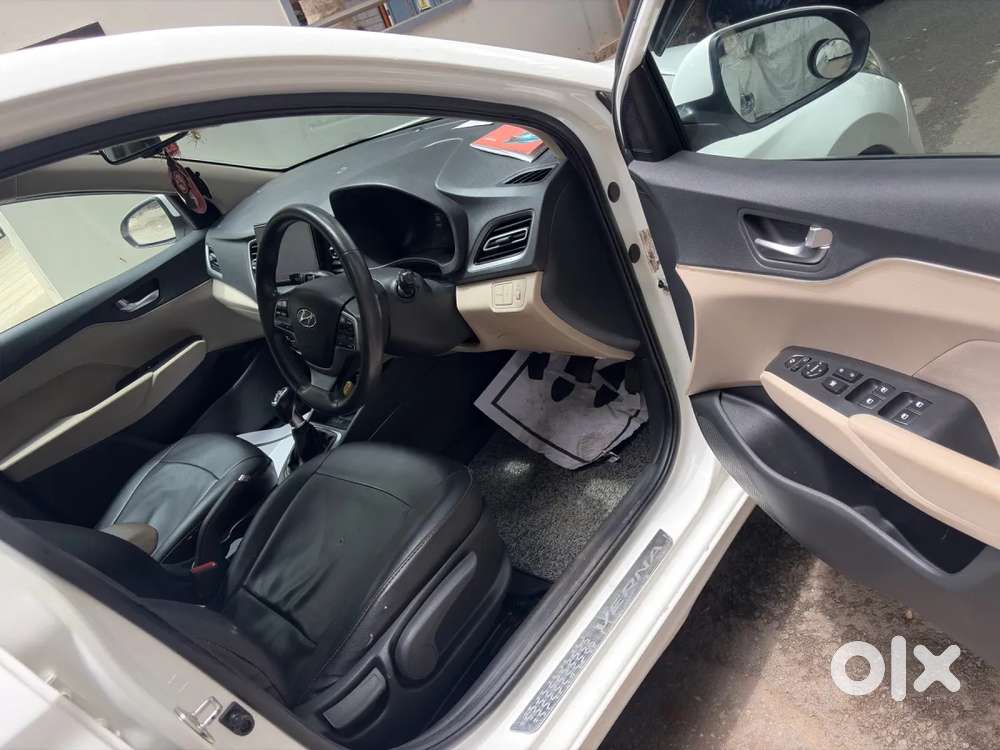 Hyundai Verna 1.6 Sx (o) Vtvt, 2021, Petrol