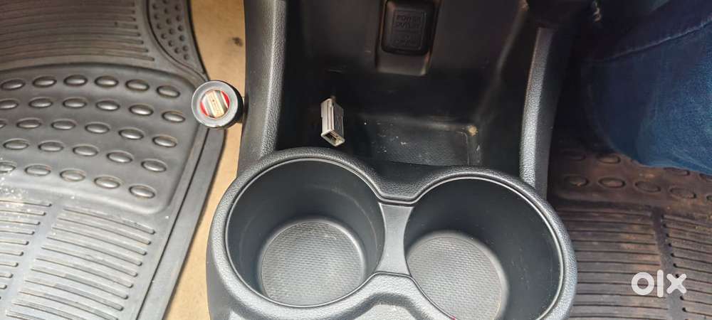 Honda Brio 2011-2013 V Mt, 2012, Petrol