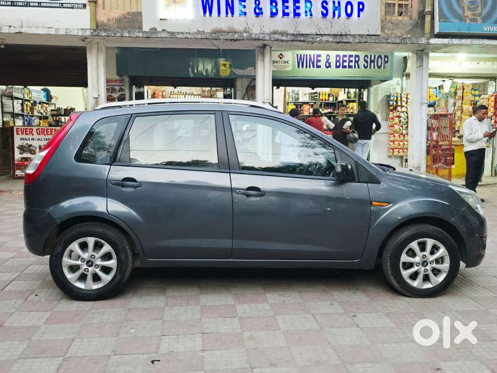 Ford Figo 1.2p Titanium Opt Mt, 2015, Petrol