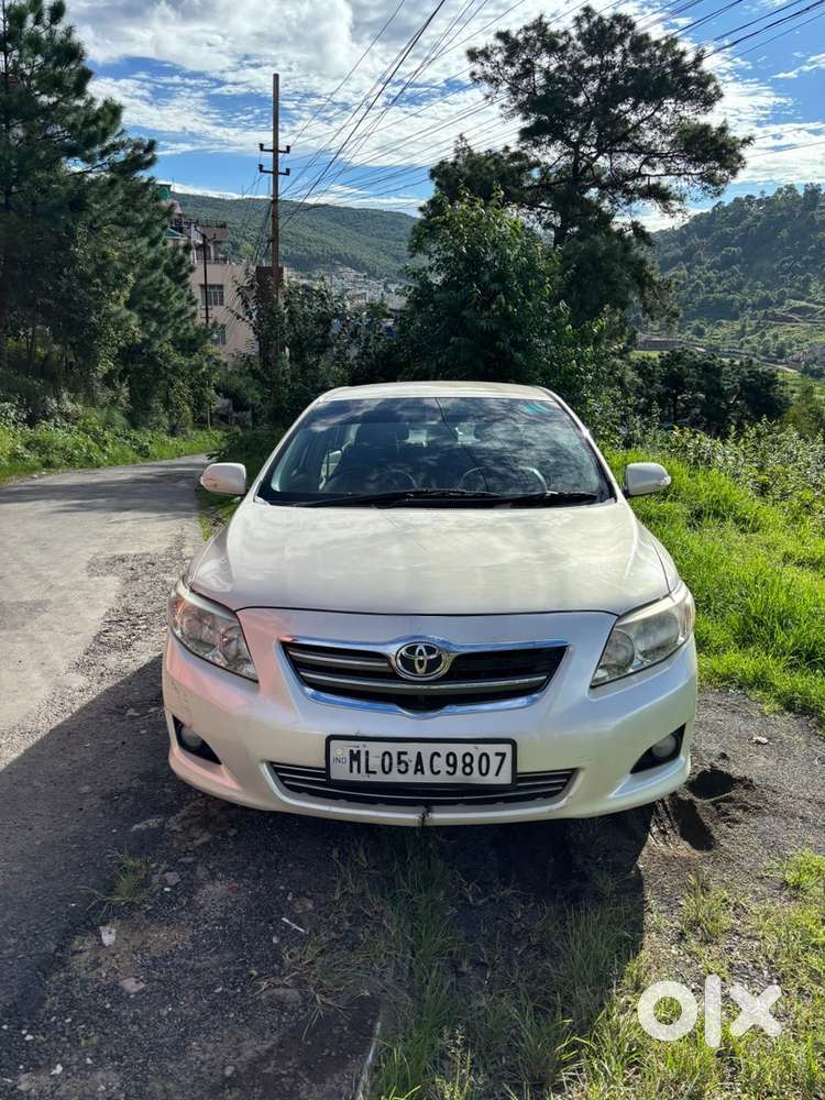 Toyota Corolla Altis 2010