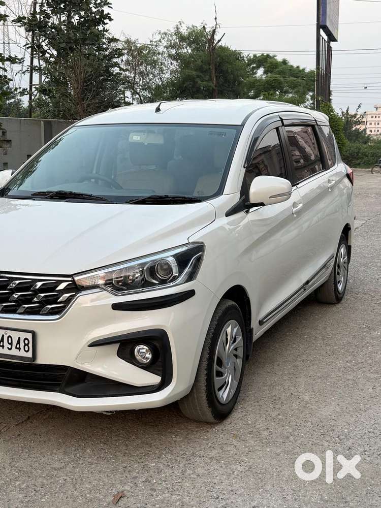 Maruti Suzuki Ertiga 1.5 Vxi, 2024, Petrol