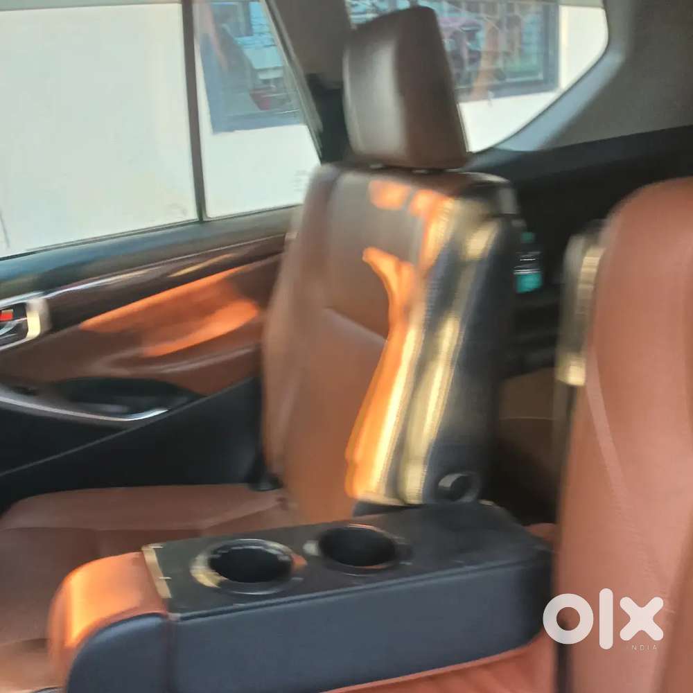 Toyota Innova Crysta 2.8z 2016 Diesel Top Condition For Sale