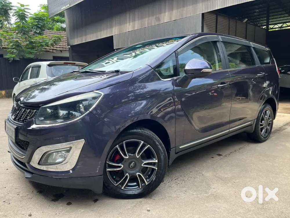Mahindra Marazzo M8 Diesel 2018