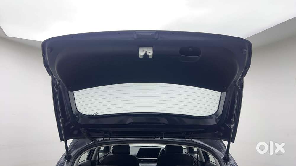 Hyundai New I20 1.2 Asta (o) Mt, 2023, Petrol