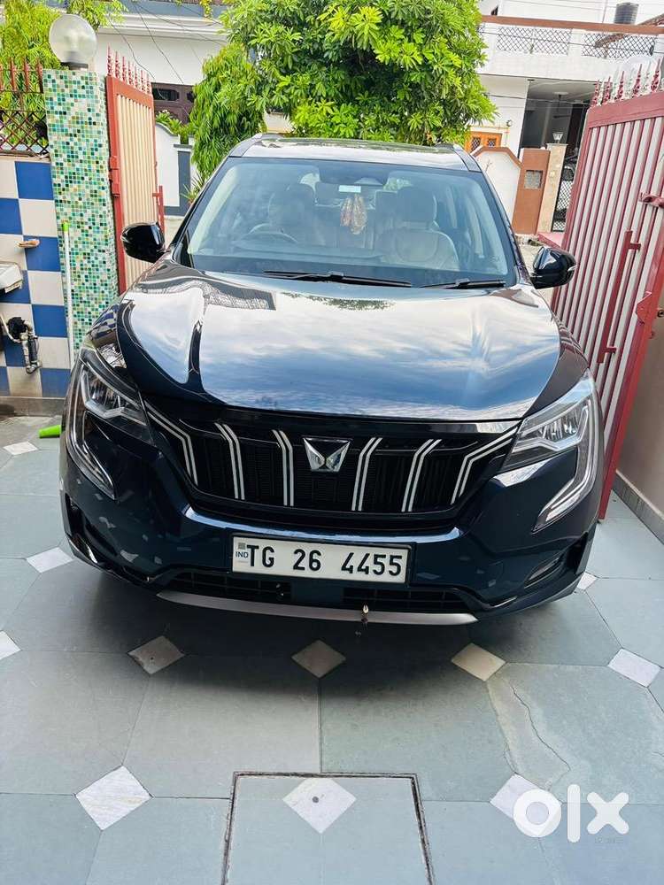 Mahindra Xuv700 2024 Petrol Well Maintained