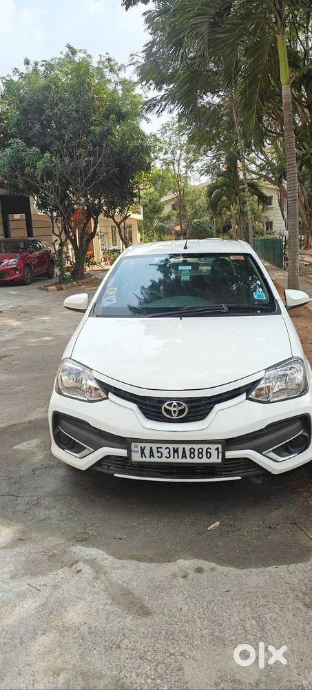 Toyota Etios Liva - 2013