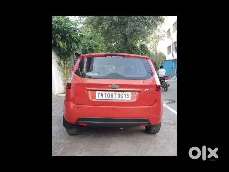 Ford Figo Petrol Zxi, 2015, Petrol