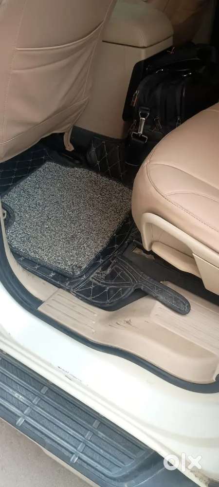 Ford Endeavour 3.2 L Titanium 2017