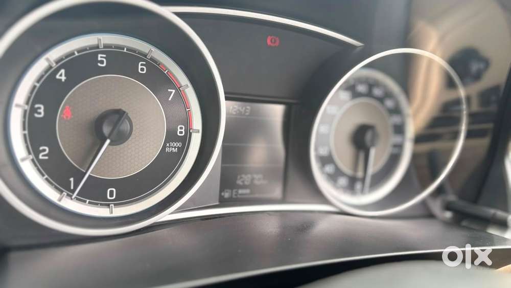 Maruti Suzuki Dzire Vxi Ags, 2024, Petrol
