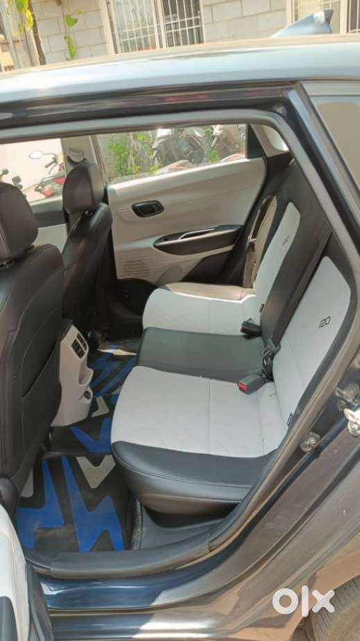 Hyundai I20 Asta (o) 1.2 Ivt, 2024, Petrol