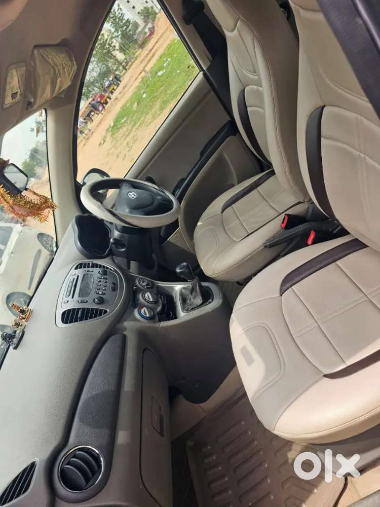 Hyundai I10 Sportz Manual 2015