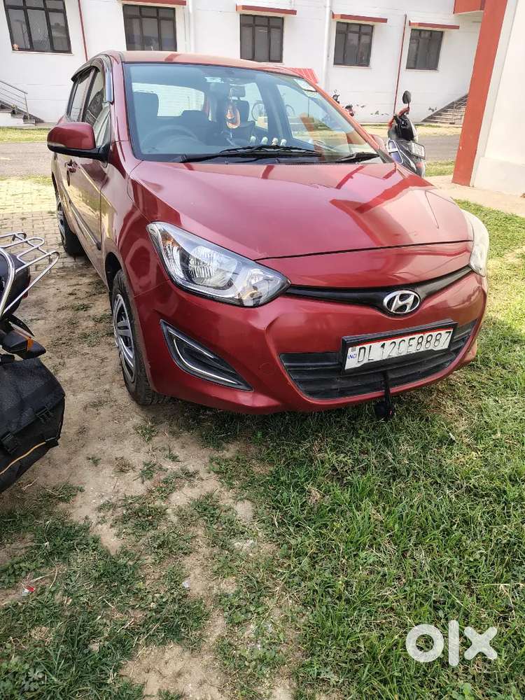 Hyundai I20 Active 2014 Diesel 71453 Km Driven, Govt Employee Car
