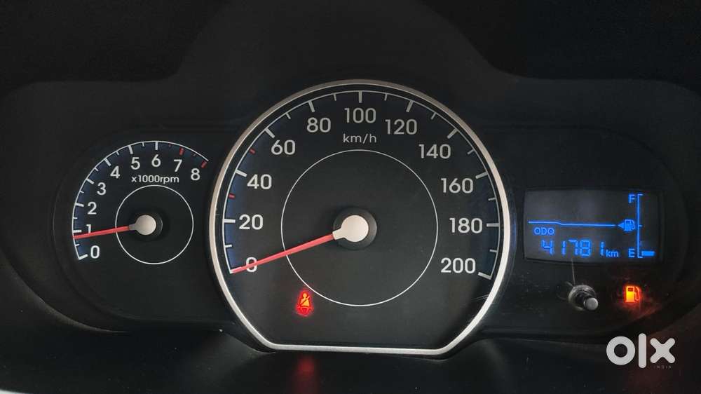 Hyundai I10 Sportz, 2012, Petrol