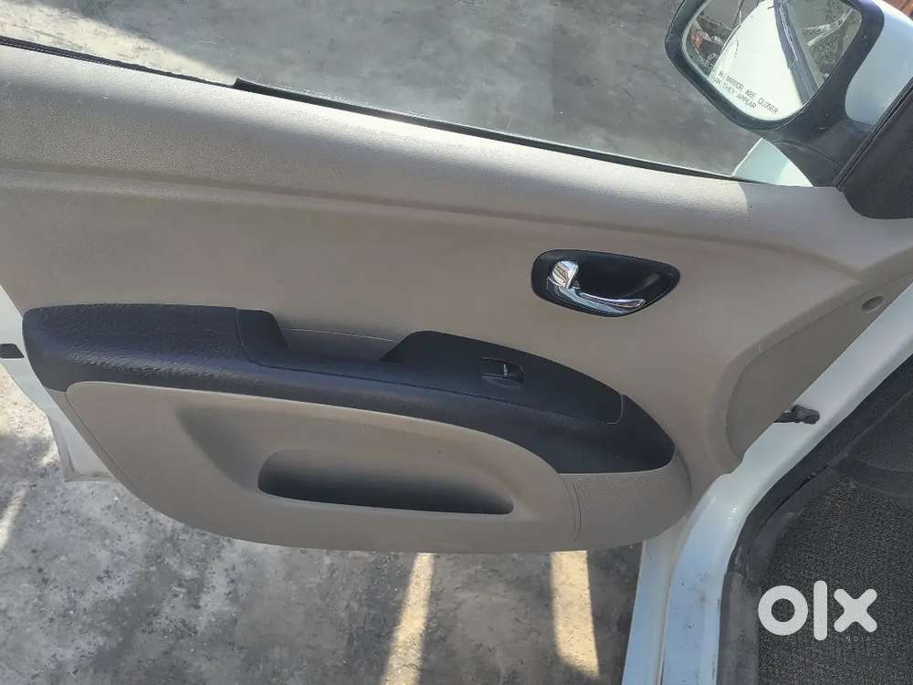 Hyundai I10 Sport 1.2 31/10/2011 8 Mahine Baki Hai Abhi